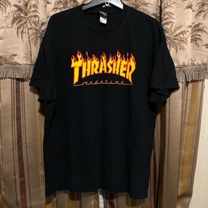 Mens thrasher shirt size L